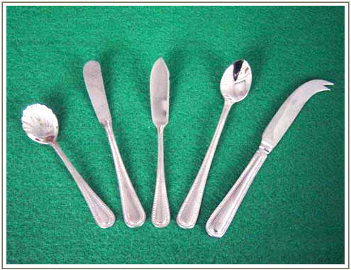 青青草原成人网餐具004