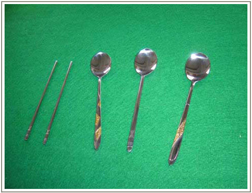 青青草原成人网餐具007